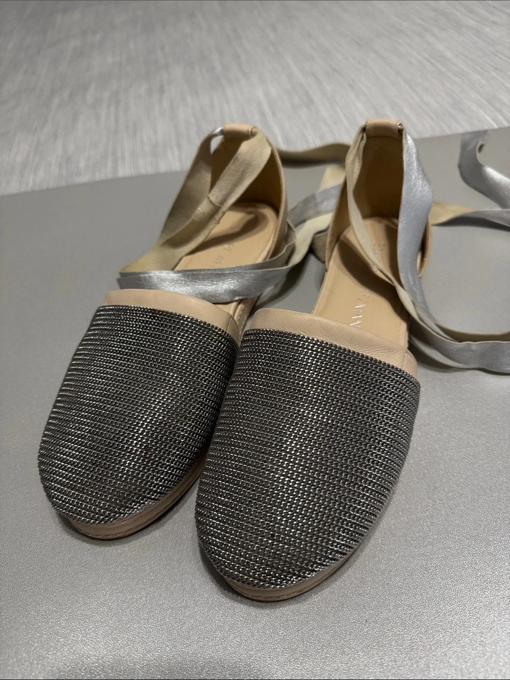 Stuart Weitzman Leather Roman Mail Armor Silver Chain Ballerina Lace Up Flats